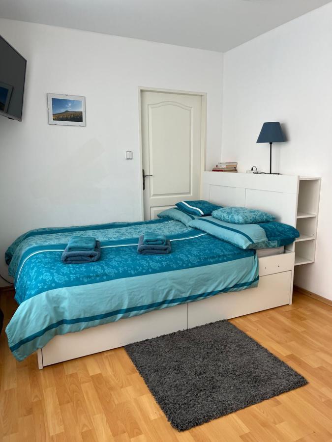 Apartamento Celý dům v historickém centru Loun Louny Exterior foto
